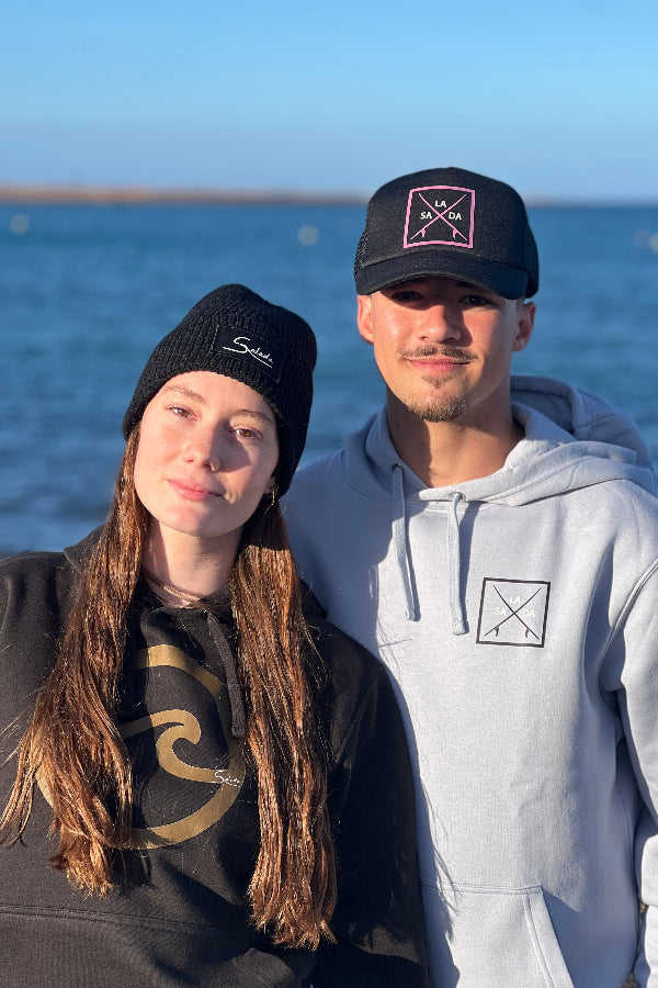 Gorro pasamontañas negro con parche