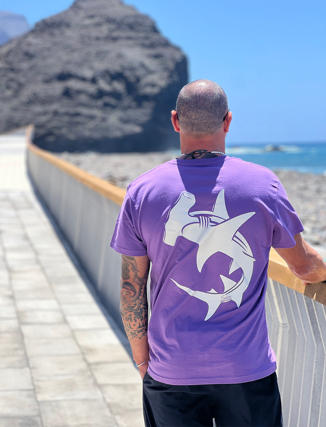Camiseta Cornuda o tiburón martillo
