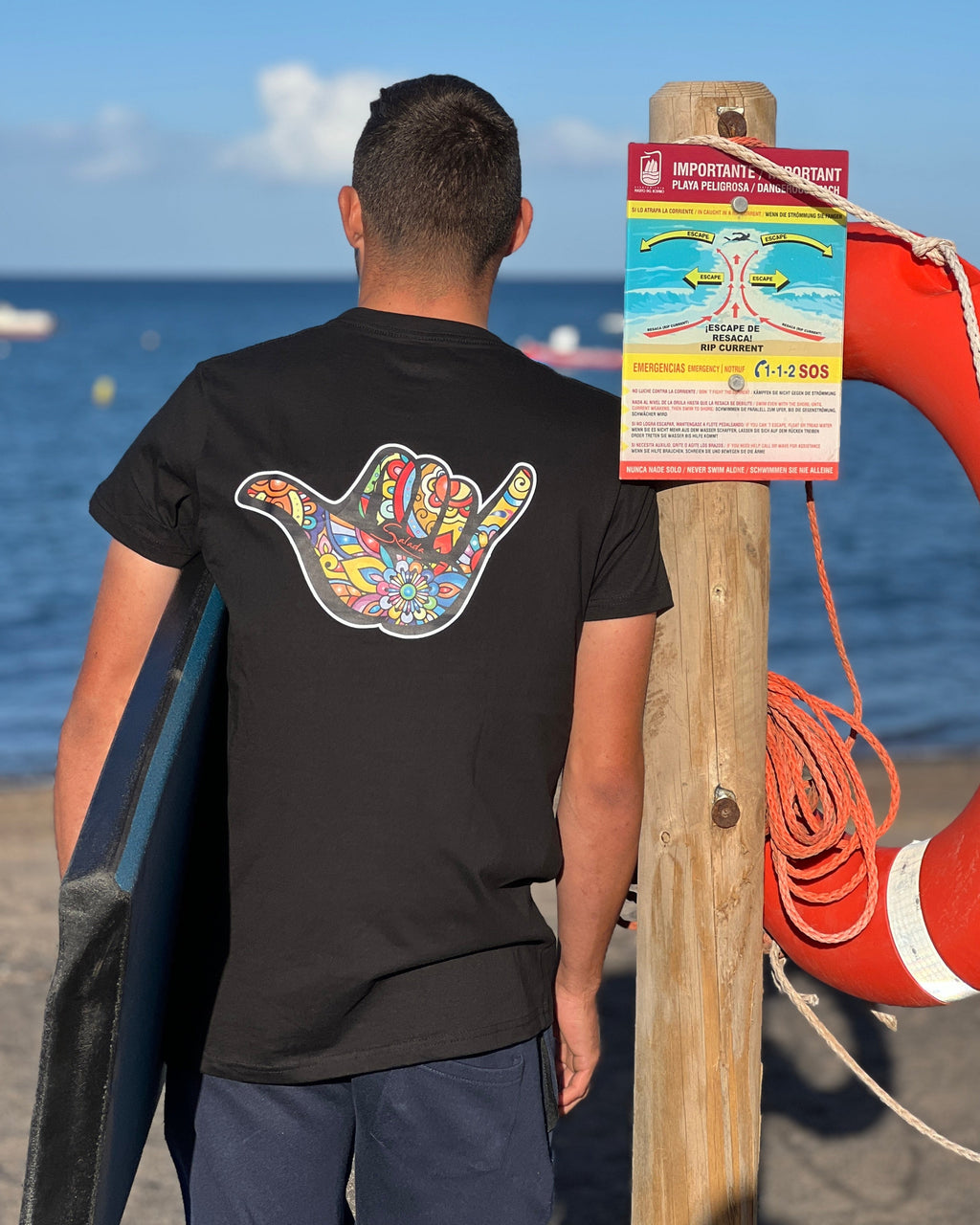 Camiseta Shaka negra