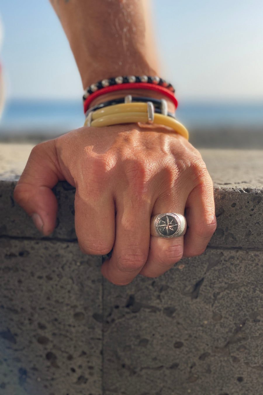 Anillo Buscando el Norte